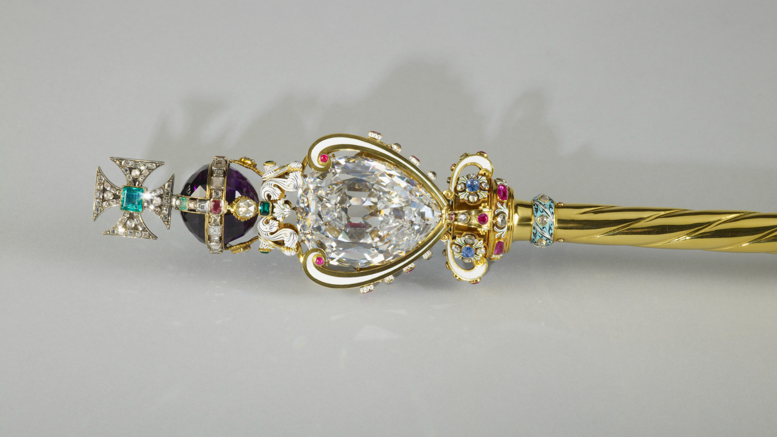 The Sovereign's Sceptre with Cross with the Cullinan I diamond