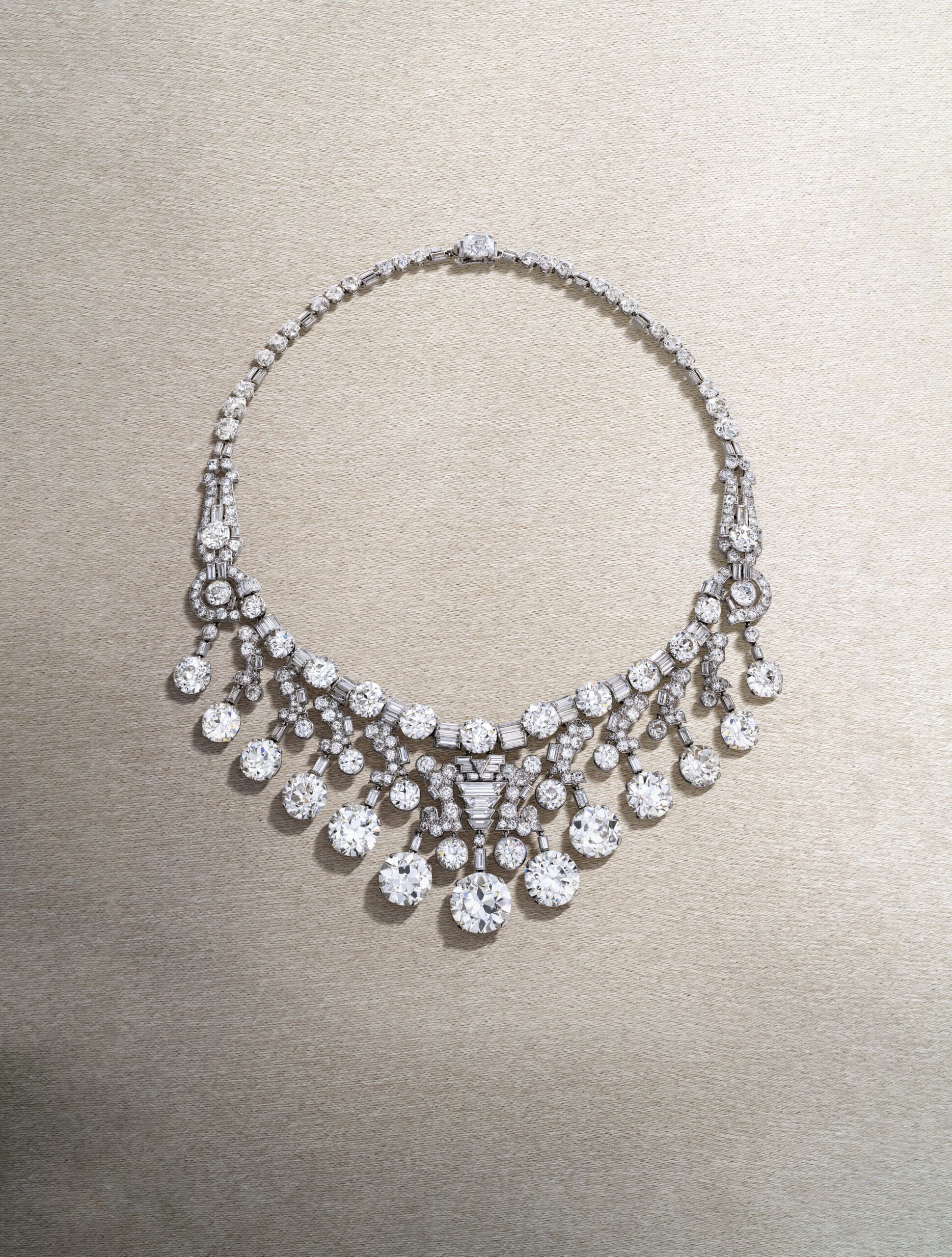 EXTRAORDINARY CARTIER ART DECO DIAMOND NECKLACE