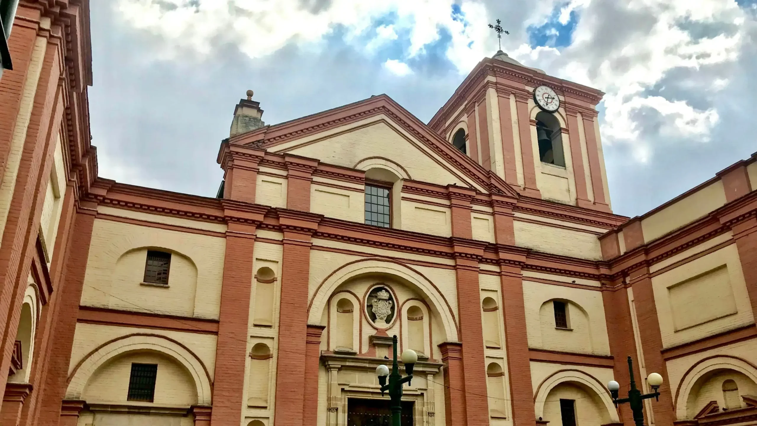 L'église San Ignacio de Bogotá qui abritait autrefois la Lechuga